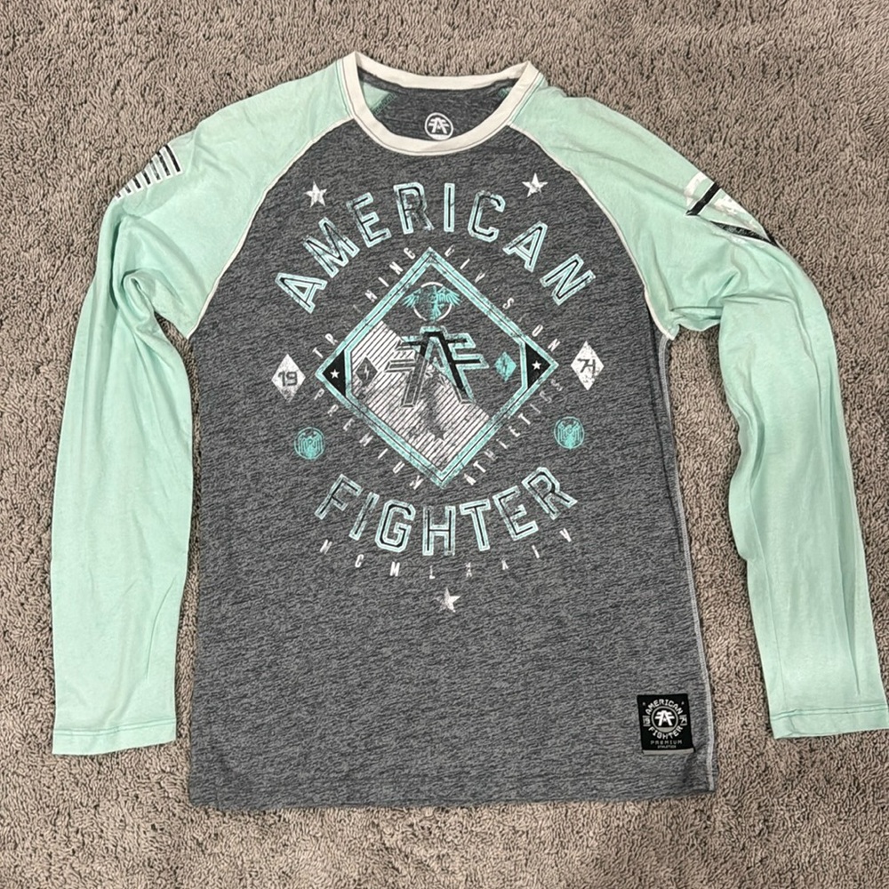 Buckle: American Fighter Long Sleeve Shirt Condition: Once Worn, Like New